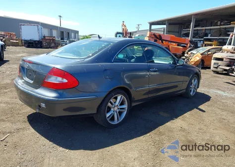 2008 Mercedes-Benz Clk 350 z USA, uszkodzony, nr VIN WDBTJ56H58F253844